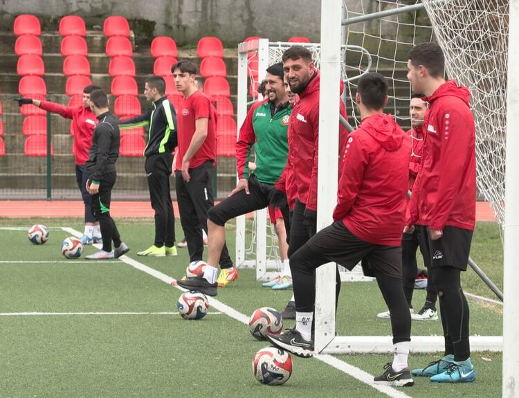 Атмосферните условия и състоянието на терените провалиха контролата на &bdquo;Хасково&ldquo; с лидера в първенството