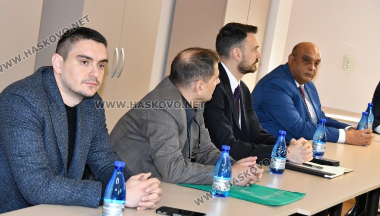 Посланикът на Ирак в България на среща с бизнесмени в ХТПП-Хасково