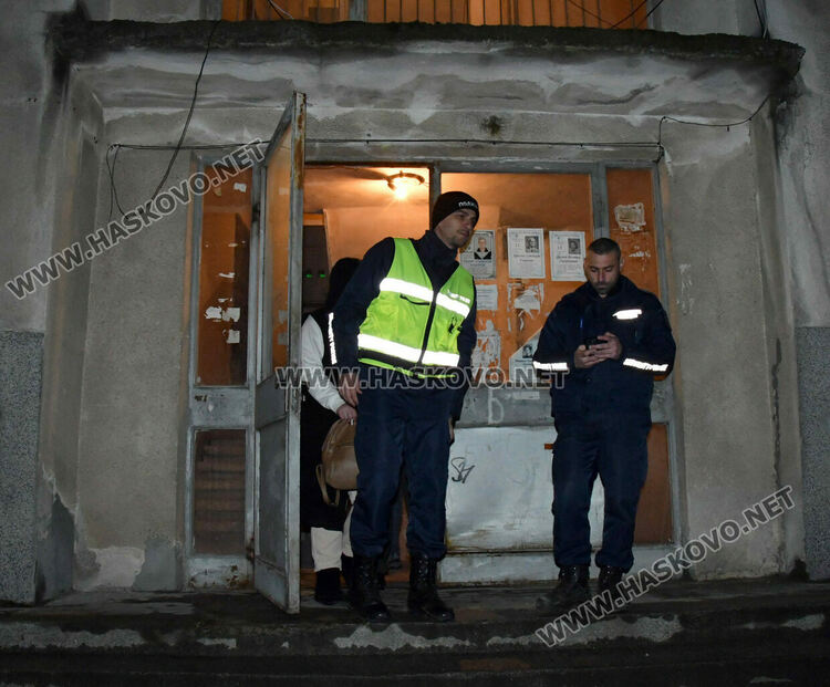 Откриха труп на мъж в апартамент в Хасково