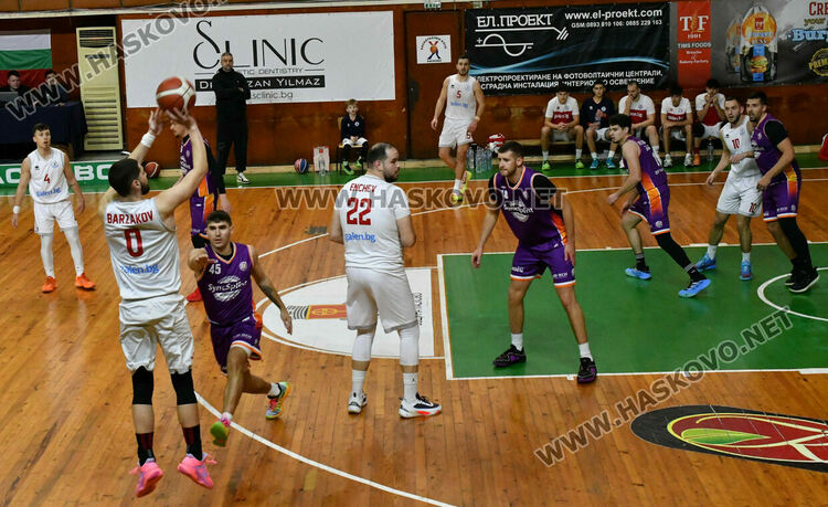Баскетболният &bdquo;Хасково&ldquo; с девета победа в първенството