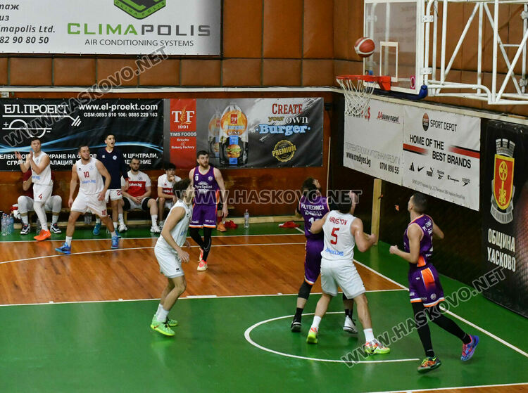 Баскетболният &bdquo;Хасково&ldquo; с девета победа в първенството