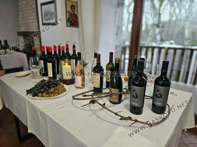 Ритуално заразяха лозите в масивите на &bdquo;Малката звезда&ldquo;