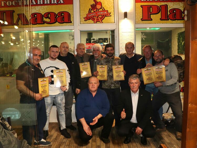 Много отличия, музика и изненади на традиционната Ловна вечеринка в Ардино