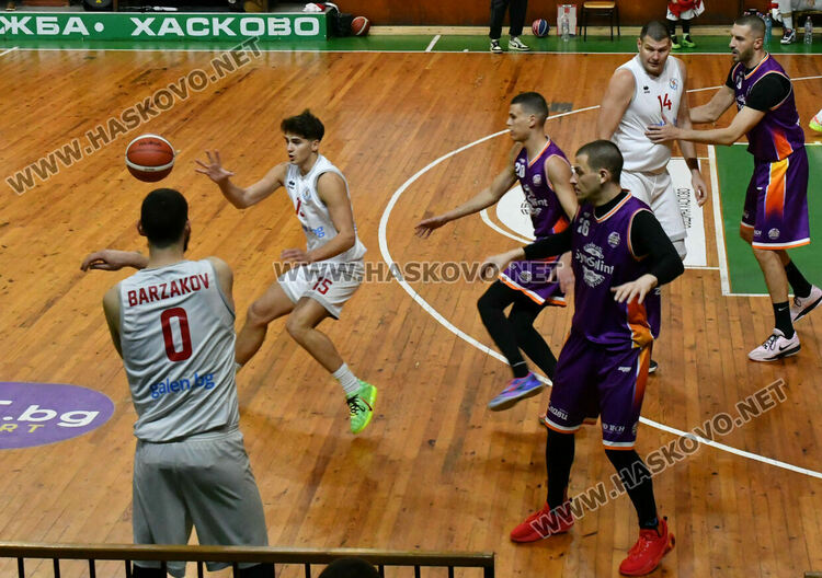 Баскетболният &bdquo;Хасково&ldquo; с девета победа в първенството
