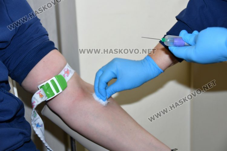 Ротари клуб Хасково-Аида осигури безплатни изследвания за мъже за рак на простата