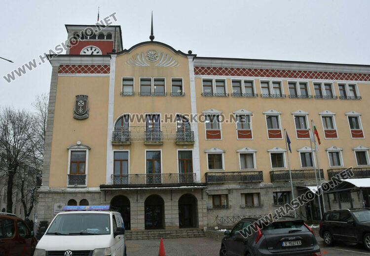 Некоректни платци дължат над 3,1 млн. евро на Община Хасково, започнаха плащанията за 2026 г.