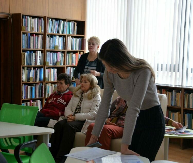 Откриха Дигитален клуб в Градска библиотека - Асеновград