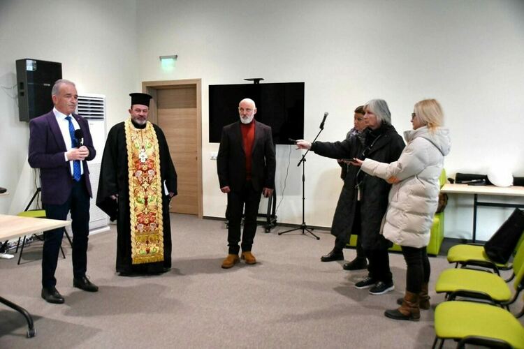 Официално откриха Младежкия център на Асеновград