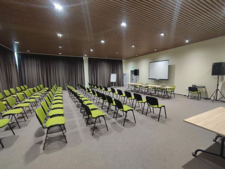 Официално откриха Младежкия център на Асеновград