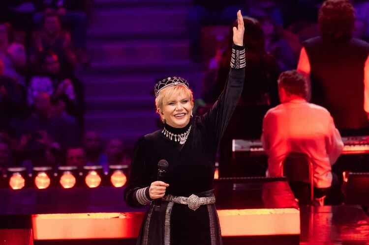 Николина Чакърдъкова сътвори истински празник и обедини България в една вечер на дух и музика