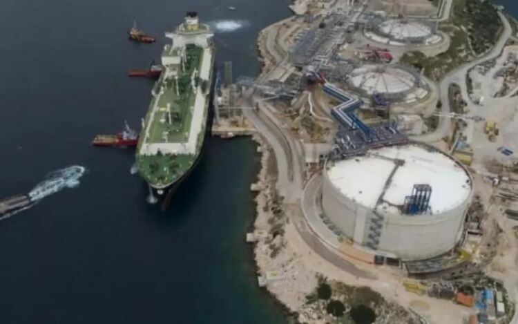 Гърция се готви да залее Европа с втечнен газ от САЩ