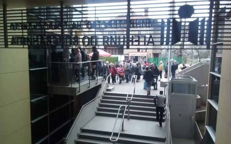 Години наред няма проблем да се регистрират всякакви &bdquo;национални агенции&ldquo;.