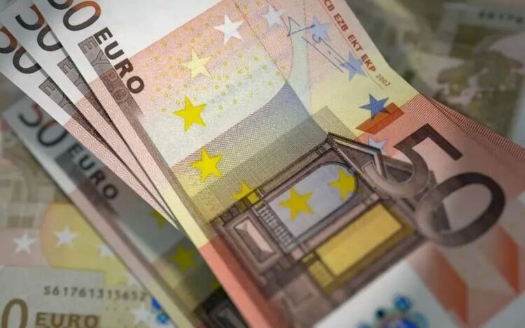 Кабинетът в оставка изтегли трети заем от 150 млн. евро