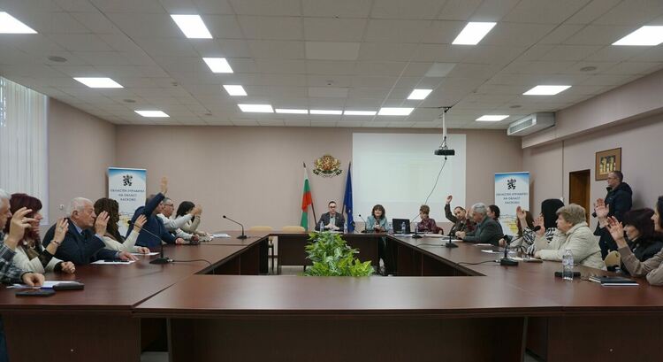 &bdquo;Малък и среден бизнес&ldquo; и &bdquo;Киберсигурност&ldquo; ще са сред новите паралелки в хасковски гимназии