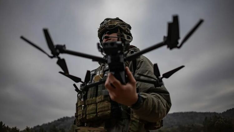  Германия се въоръжава с ударни дронове за половин милиард евро