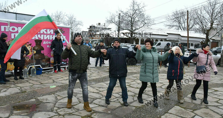 Оркестър &bdquo;Хасково&ldquo; весели жители и гости на &bdquo;Болярово&ldquo; на Свети Харалампий
