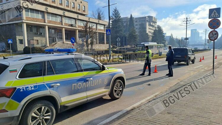 Пешеходец пострада при инцидент на пешеходна пътека в Смолян