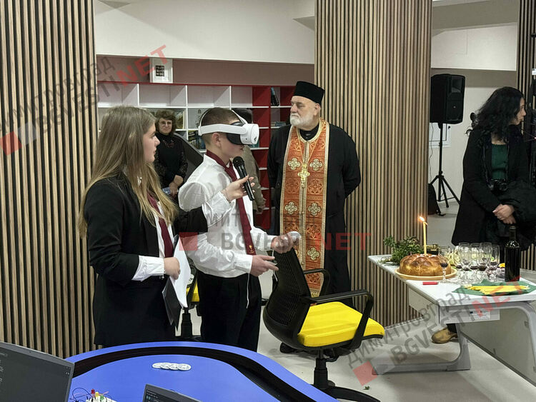 Нов STEM център откри врати в ПМГ &bdquo;Иван Вазов&ldquo;, но каква е ползата за учениците