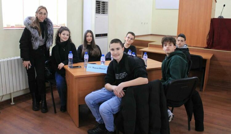 Йовковци &ndash; най-добри в куиз за безопасен интернет