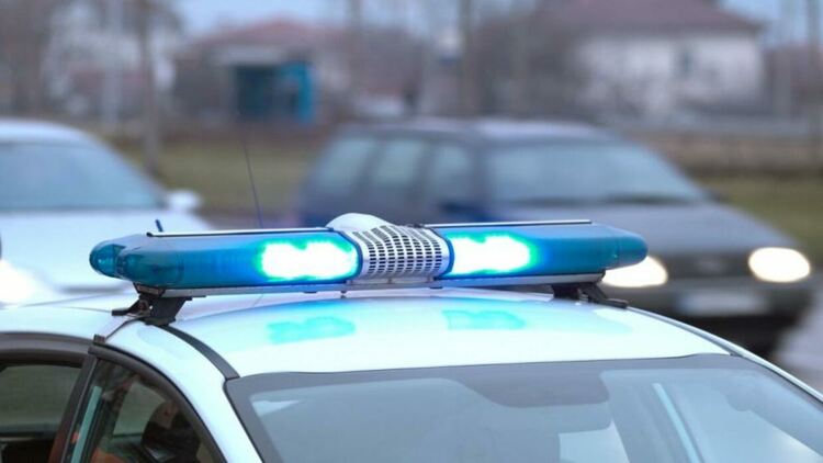 Семеен скандал ескалира със заплахи, стрелба и арест