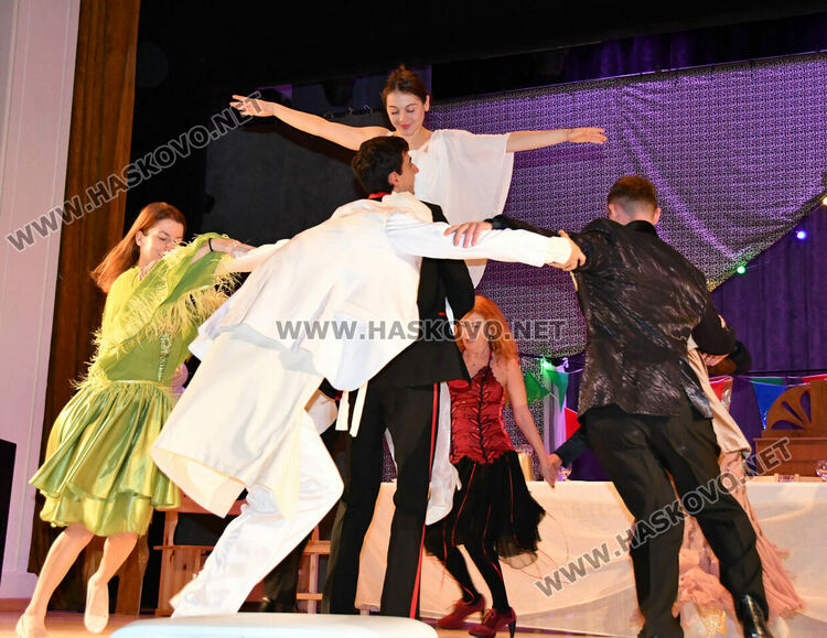 Представят премиера на &bdquo;Сватба&ldquo; по Бертолд Брехт в читалище &bdquo;Заря&ldquo;