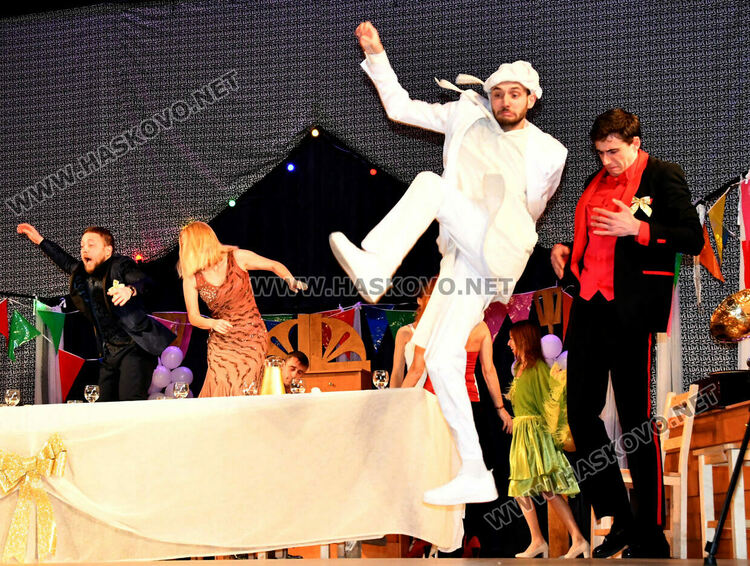 Представят премиера на &bdquo;Сватба&ldquo; по Бертолд Брехт в читалище &bdquo;Заря&ldquo;