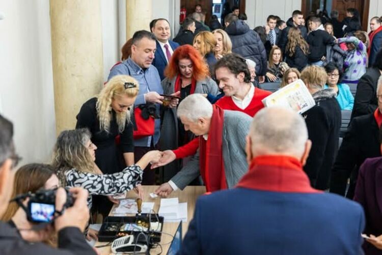 В Двореца на културата се преведе специално събитие по валидиране на пощенска марка &lsquo;&lsquo;Китайска Нова година - година на огнения кон&lsquo;&lsquo;