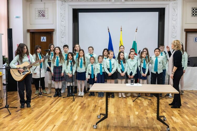 В Двореца на културата се преведе специално събитие по валидиране на пощенска марка &lsquo;&lsquo;Китайска Нова година - година на огнения кон&lsquo;&lsquo;