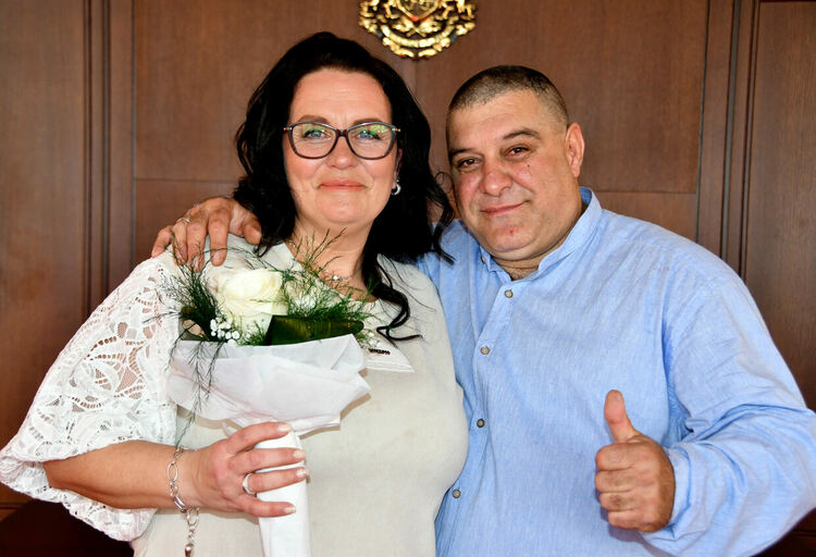 След близо три десетилетия заедно семейство от Хасково реши да сключи граждански брак