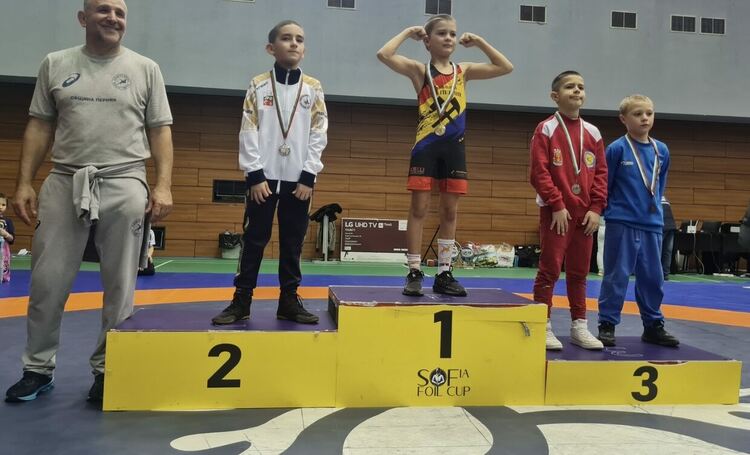 Силно представяне на класиците на двата хасковски клуба по борба на държавния шампионат 