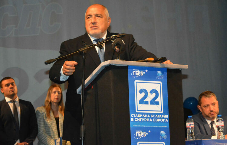 Делян Добрев напуска ГЕРБ