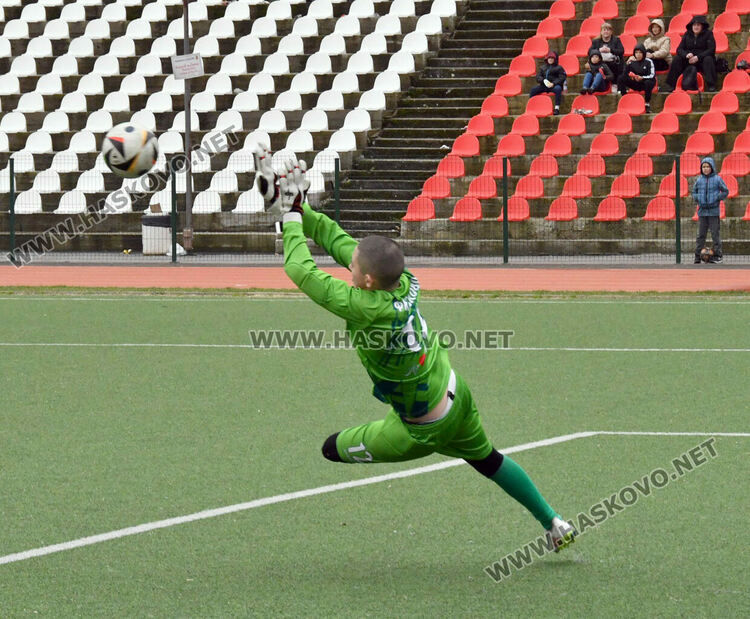 7 попадения бяха отбелязани в контрола на ст. &bdquo;Младост&ldquo; 