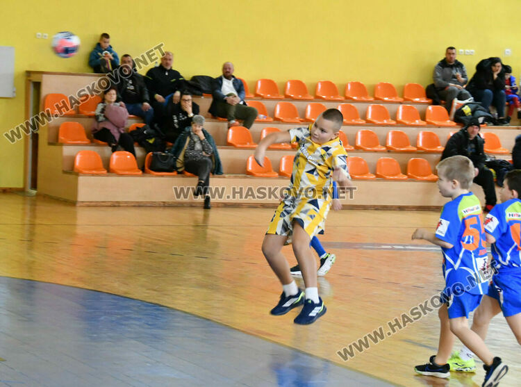 Хасково бе домакин на мачове от хандбалното първенство при най-малките