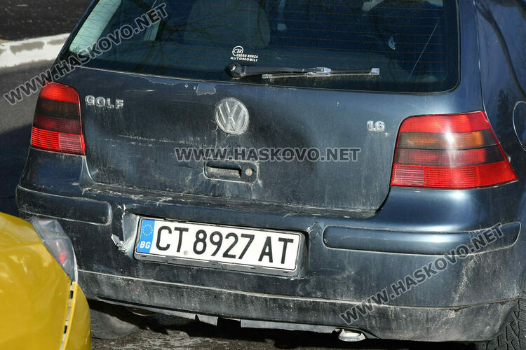 Три коли катастрофираха край парка над ДНА в Хасково