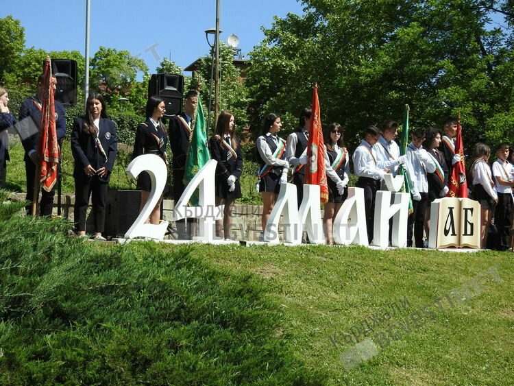 Медиите и училището,проектът &bdquo;Отличниците на Кърджали&ldquo;