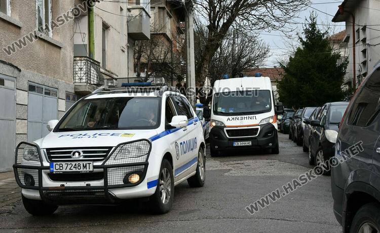 Хасковлия влезе в двора на съседи и намушка куче