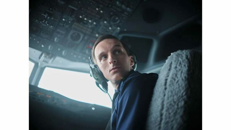 Гледаме 2-ри сезон на &bdquo;Нощен полет&ldquo; в HBO Max