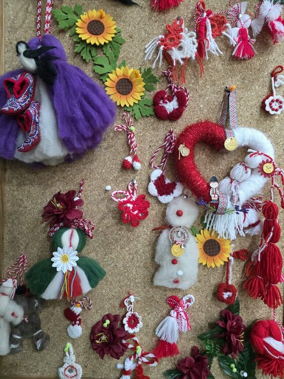 Валя Балканска и Петър Янев откриват Възрожденската работилница на СУ &bdquo;Йордан Йовков&ldquo; в подкрепа на &bdquo;Мартеничка с кауза&ldquo;