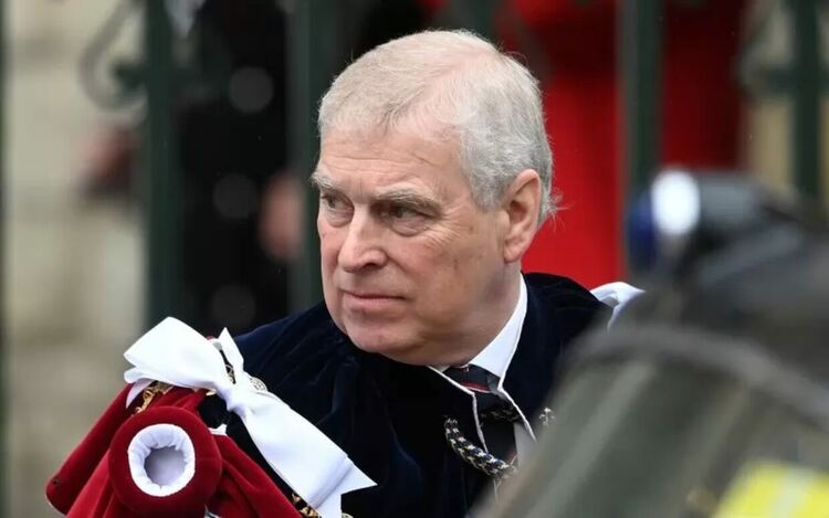 Днес Андрю навършва 66 години