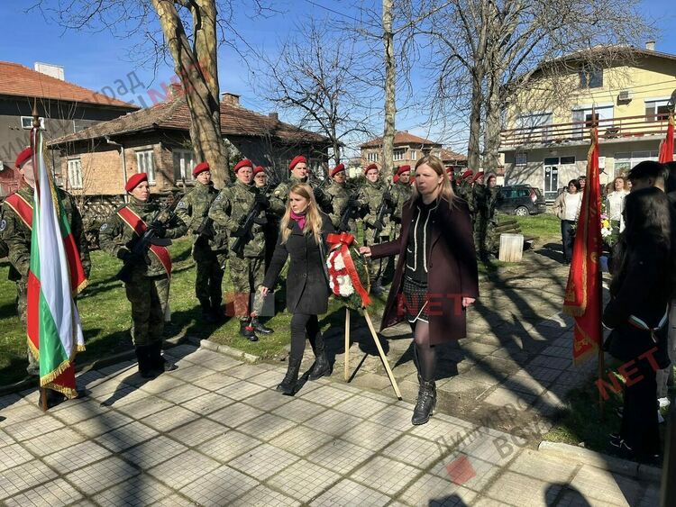 Димитровград се преклони пред подвига на Васил Левски