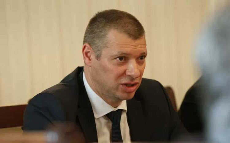 Антон Славчев ще е прокурор в Софийската градска прокуратура, която трябва да реши ще го разследва ли за натиск върху свидетели по делата на Благомир Коцев и Никола Барбутов.