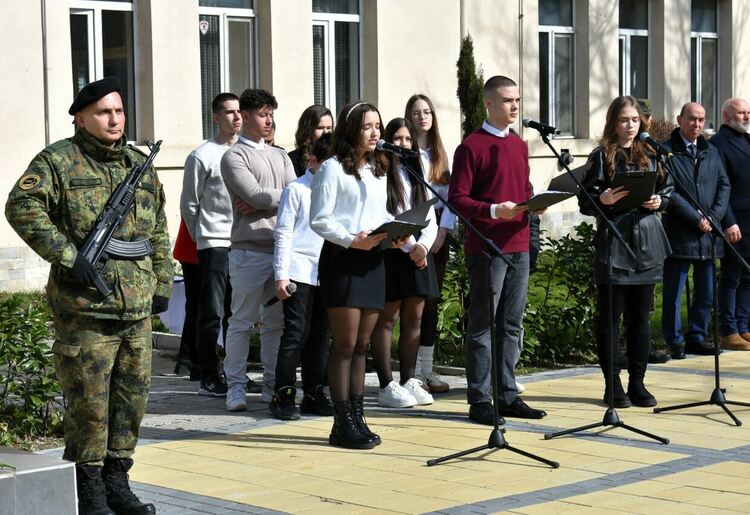Асеновград се поклони пред Апостола на свободата