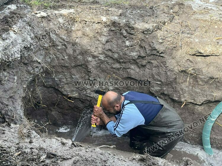 Отстраниха аварията в главния водопровод за Хасково 