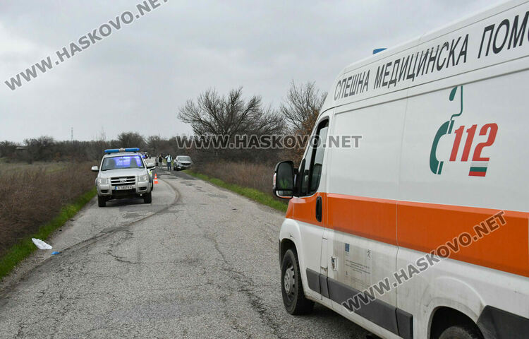 Двама загинали, а майка и дете са ранени при катастрофа край Хасково