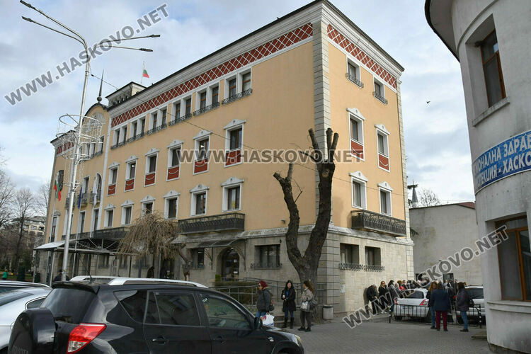 Хасковлии извиха опашка за подаване на заявления за подмяна на печки с климатици