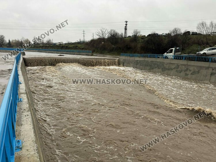 Хасковската река преля до Болярово