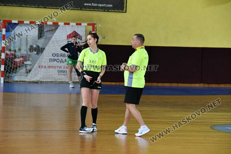 Хандбалистките на &bdquo;Хасково&ldquo; с две поражения 