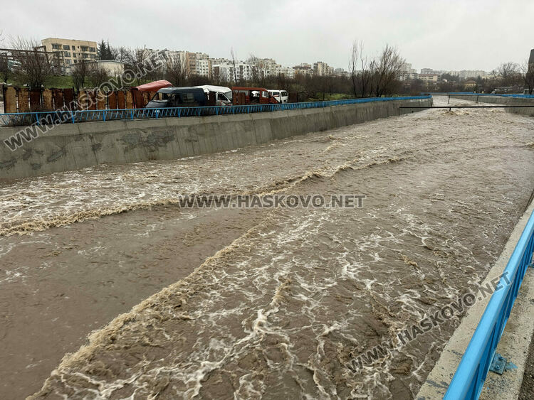 Хасковската река преля до Болярово
