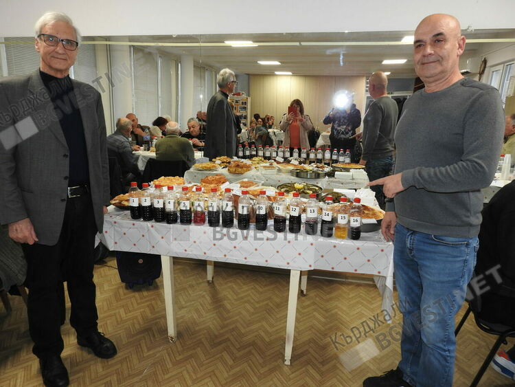 Дванадесетото издание на &bdquo;Винария и тракийска кулинария&ldquo;събра тракийци от Южна България в Кърджали