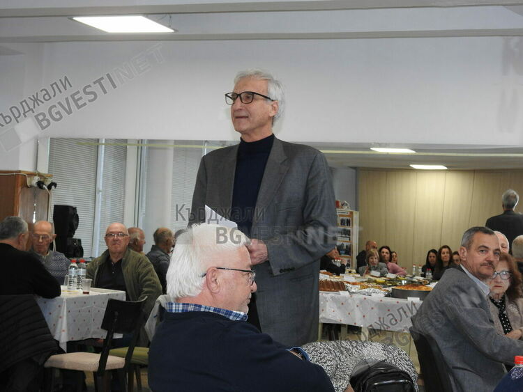 Дванадесетото издание на &bdquo;Винария и тракийска кулинария&ldquo;събра тракийци от Южна България в Кърджали